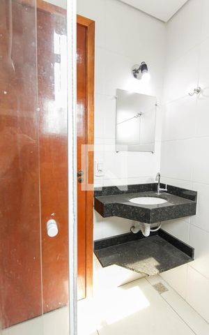 Casa para alugar com 48m², 2 quartos e 1 vagaBanheiro