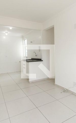 Casa para alugar com 48m², 2 quartos e 1 vagaSala