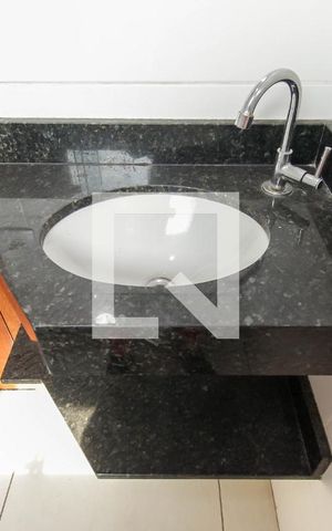 Casa para alugar com 48m², 2 quartos e 1 vagaBanheiro