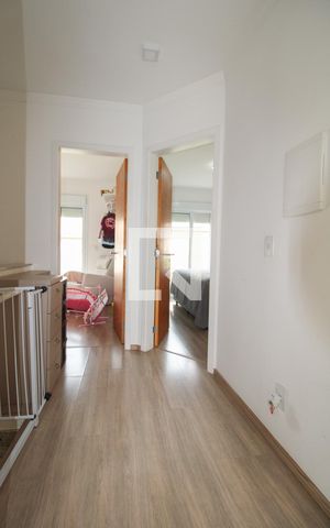Casa de condomínio para alugar com 103m², 3 quartos e 2 vagas Casa de condomínio para alugar com 103m², 3 quartos e 2 vagasHall Quartos