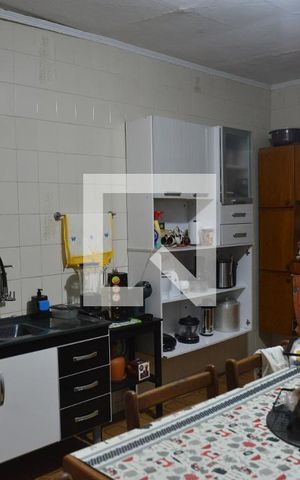Casa à venda com 220m², 2 quartos e 2 vagasCozinha