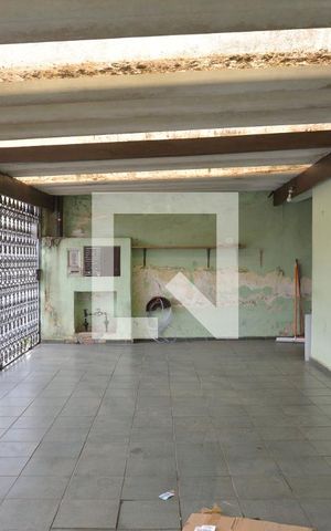 Casa à venda com 220m², 2 quartos e 2 vagasGaragem