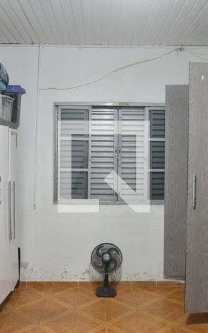 Casa à venda com 220m², 2 quartos e 2 vagasQuarto 1