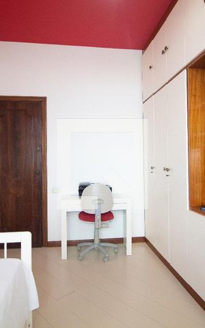 Apartamento à venda com 110m², 2 quartos e 2 vagas Apartamento à venda com 110m², 2 quartos e 2 vagasQuarto