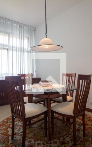 Apartamento à venda com 110m², 2 quartos e 2 vagas Apartamento à venda com 110m², 2 quartos e 2 vagasSala de visita