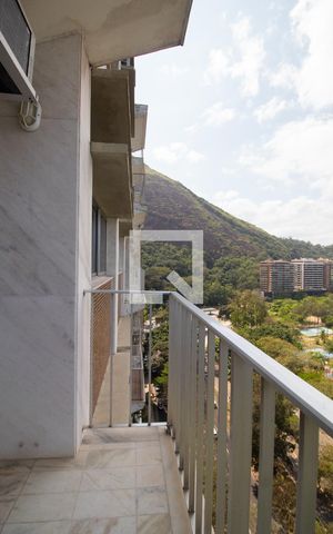 Apartamento à venda com 110m², 2 quartos e 2 vagas Apartamento à venda com 110m², 2 quartos e 2 vagasVaranda da Sala