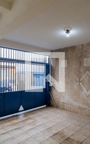 Casa à venda com 123m², 3 quartos e 2 vagas Casa à venda com 123m², 3 quartos e 2 vagasGaragem
