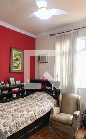 Casa à venda com 180m², 3 quartos e 2 vagas Casa à venda com 180m², 3 quartos e 2 vagasQuarto 2