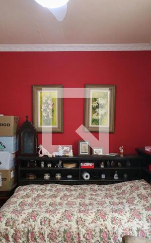 Casa à venda com 180m², 3 quartos e 2 vagas Casa à venda com 180m², 3 quartos e 2 vagasQuarto 2