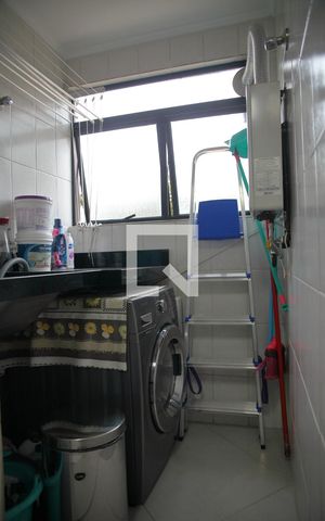 Apartamento à venda com 72m², 2 quartos e 1 vagaÁrea de Serviço