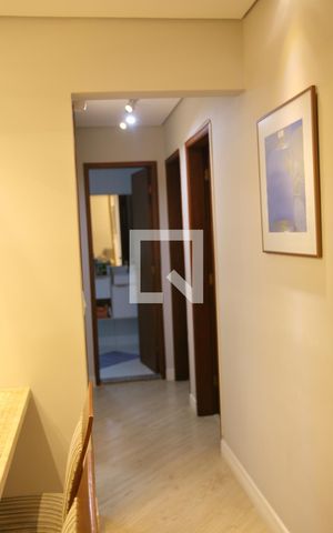 Apartamento à venda com 72m², 2 quartos e 1 vagaCorredor