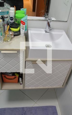 Apartamento à venda com 72m², 2 quartos e 1 vagaBanheiro