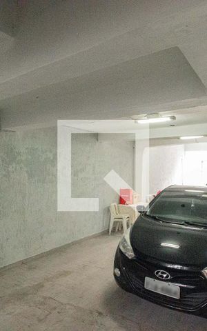 Casa à venda com 198m², 3 quartos e 5 vagas Casa à venda com 198m², 3 quartos e 5 vagasGaragem