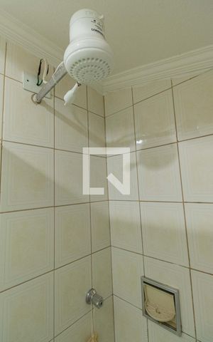 Casa à venda com 198m², 3 quartos e 5 vagas Casa à venda com 198m², 3 quartos e 5 vagasBanheiro 2
