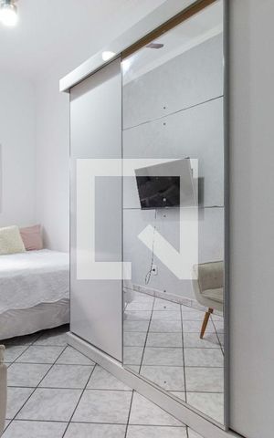 Casa à venda com 198m², 3 quartos e 5 vagas Casa à venda com 198m², 3 quartos e 5 vagasQuarto 1