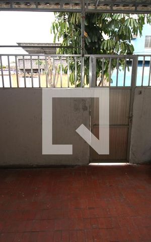 Casa à venda com 80m², 2 quartos e 1 vagaQuintal e garagem