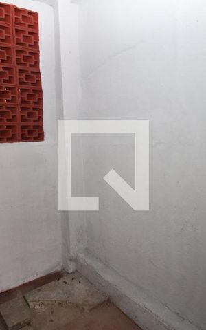 Casa à venda com 80m², 2 quartos e 1 vagaÁrea de Serviço