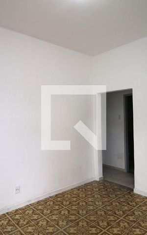 Casa à venda com 80m², 2 quartos e 1 vagaSala