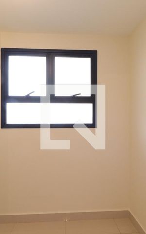 Apartamento para alugar com 160m², 4 quartos e 2 vagasQuarto de Serviço