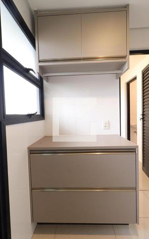 Apartamento para alugar com 160m², 4 quartos e 2 vagasÁrea de Serviço