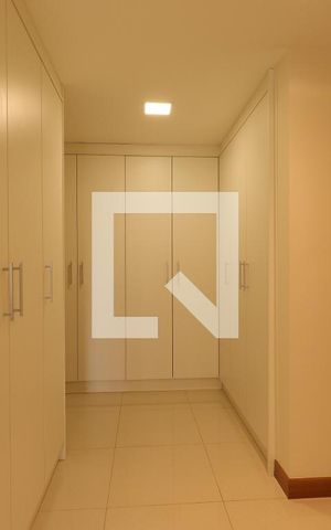 Apartamento para alugar com 160m², 4 quartos e 2 vagasSuíte 1