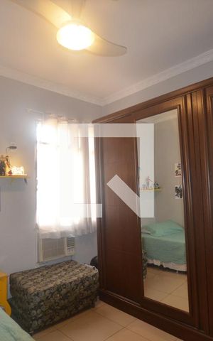 Casa à venda com 165m², 4 quartos e 2 vagasQuarto 1