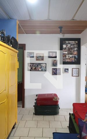 Casa à venda com 150m², 3 quartos e 3 vagasSala