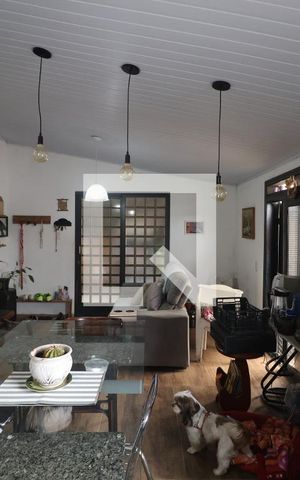 Casa à venda com 150m², 3 quartos e 3 vagasSala/Cozinha