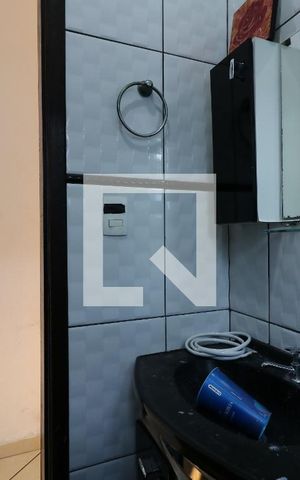 Casa à venda com 200m², 4 quartos e 4 vagasBanheiro Social