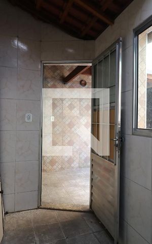 Casa à venda com 200m², 4 quartos e 4 vagasÁrea de Serviço