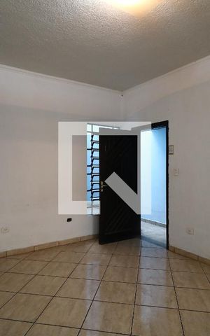 Casa à venda com 200m², 4 quartos e 4 vagasSala