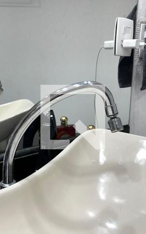 Apartamento à venda com 67m², 2 quartos e 1 vaga Apartamento à venda com 67m², 2 quartos e 1 vagaBanheiro