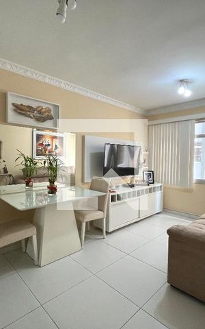 Apartamento à venda com 67m², 2 quartos e 1 vaga Apartamento à venda com 67m², 2 quartos e 1 vagaSala