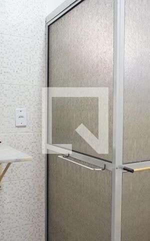 Apartamento à venda com 64m², 2 quartos e 1 vagaBanheiro
