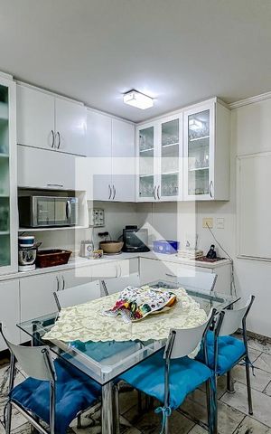 Apartamento à venda com 320m², 4 quartos e 3 vagasCozinha