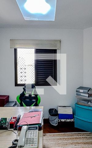 Apartamento à venda com 320m², 4 quartos e 3 vagasQuarto 4