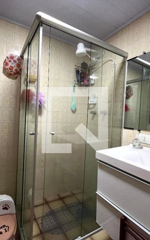 Apartamento à venda com 83m², 3 quartos e 1 vaga Apartamento à venda com 83m², 3 quartos e 1 vagaBanheiro Corredor