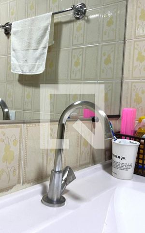 Apartamento à venda com 83m², 3 quartos e 1 vaga Apartamento à venda com 83m², 3 quartos e 1 vagaBanheiro Corredor