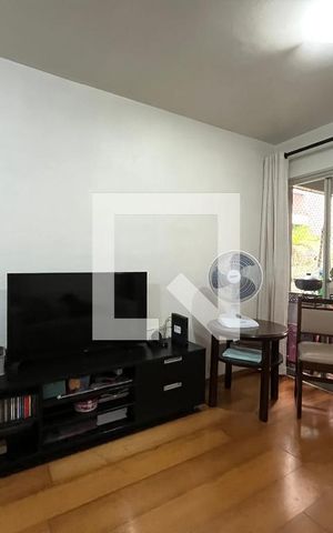Apartamento à venda com 83m², 3 quartos e 1 vaga Apartamento à venda com 83m², 3 quartos e 1 vagaSala