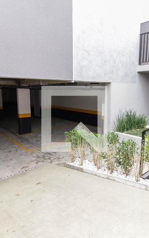 Casa de condomínio à venda com 72m², 2 quartos e 1 vaga Casa de condomínio à venda com 72m², 2 quartos e 1 vagaEstacionamento