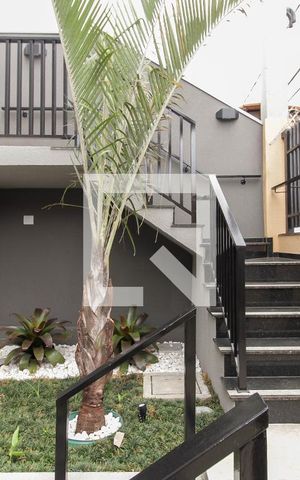 Casa de condomínio à venda com 72m², 2 quartos e 1 vaga Casa de condomínio à venda com 72m², 2 quartos e 1 vagaEntrada