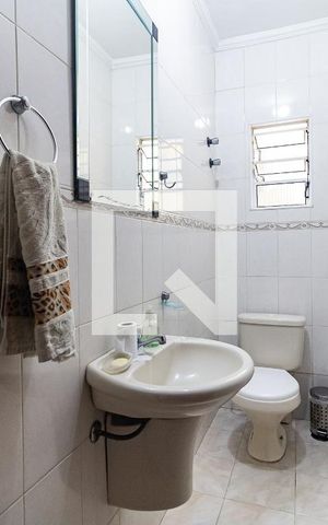 Casa à venda com 110m², 3 quartos e 2 vagas Casa à venda com 110m², 3 quartos e 2 vagasLavabo