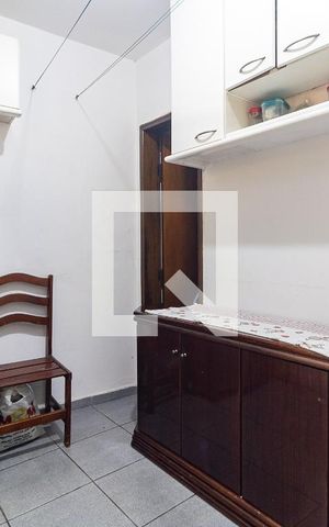 Casa à venda com 110m², 3 quartos e 2 vagas Casa à venda com 110m², 3 quartos e 2 vagasQuarto de Serviço