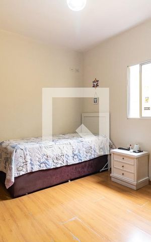 Casa à venda com 110m², 3 quartos e 2 vagas Casa à venda com 110m², 3 quartos e 2 vagasQuarto 2