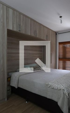 Casa à venda com 225m², 3 quartos e 2 vagasSuíte