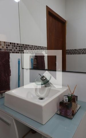 Casa à venda com 225m², 3 quartos e 2 vagasLavabo