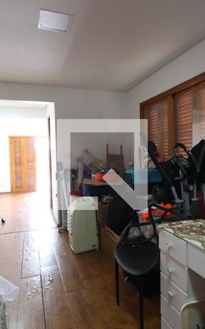 Casa à venda com 225m², 3 quartos e 2 vagasStudio Terceiro Andar
