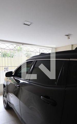 Casa à venda com 225m², 3 quartos e 2 vagasGaragem