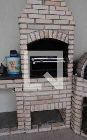 Casa à venda com 225m², 3 quartos e 2 vagasQuintal
