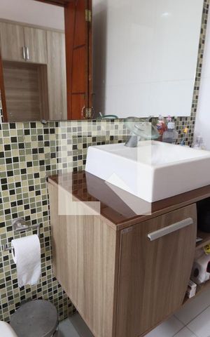 Casa à venda com 225m², 3 quartos e 2 vagasBanheiro da Suíte